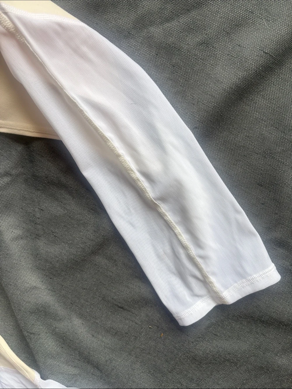 Fabletics White & Cream Tie-Dye Leggings